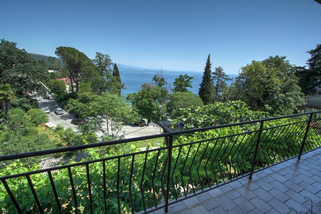 Apartman Lena Opatija Extérieur photo