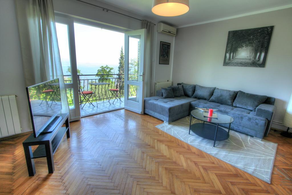 Apartman Lena Opatija Extérieur photo